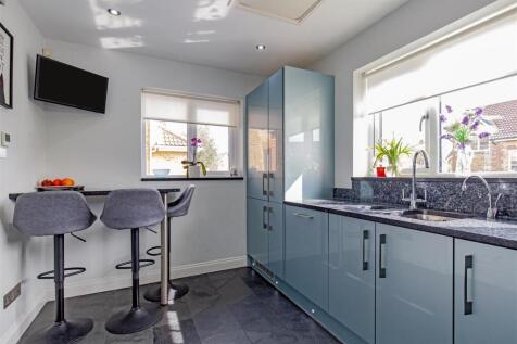 Kitchen-3.jpg
