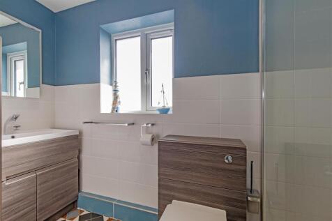Bathroom-2.jpg