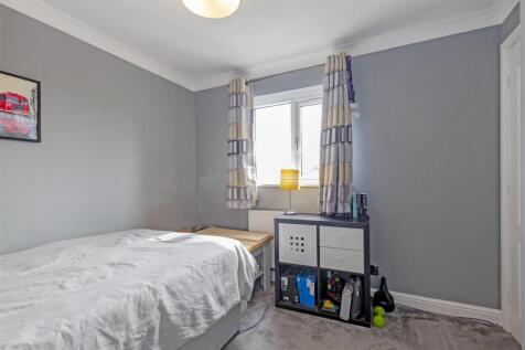 Bedroom 4-1.jpg