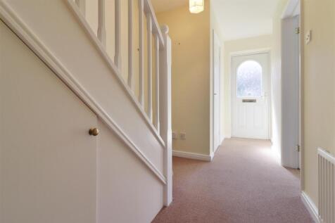 Hallway 2.jpg
