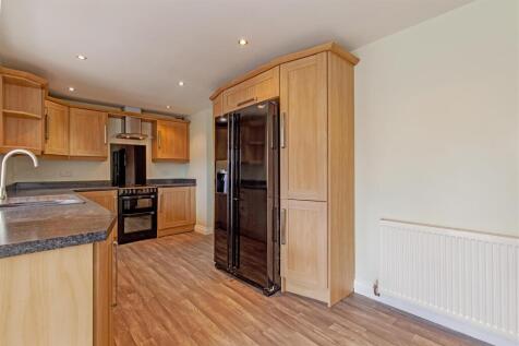 Kitchen-3.jpg