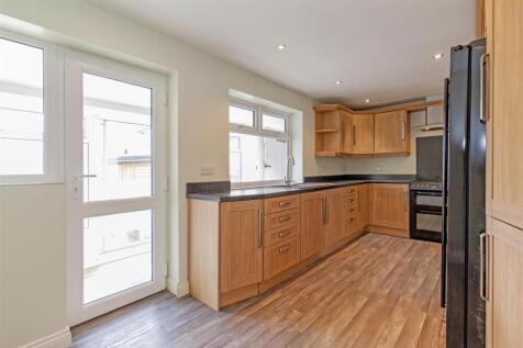 Kitchen-2.jpg