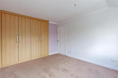 Bedroom 1-3.jpg
