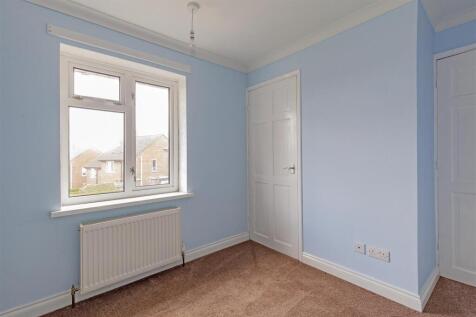 Bedroom 2-2.jpg