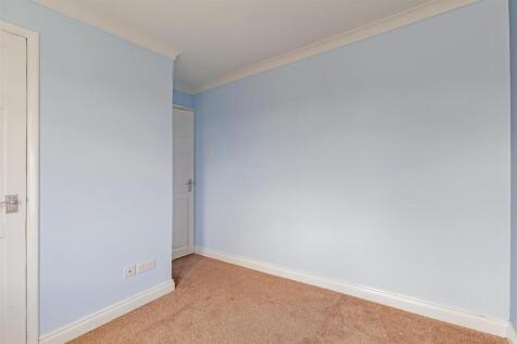 Bedroom 2-3.jpg