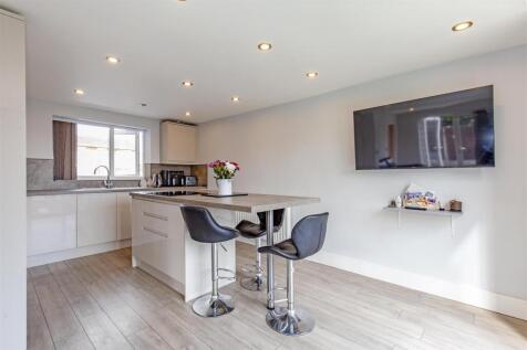 Kitchen-1.jpg
