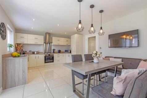 Kitchen-5.jpg