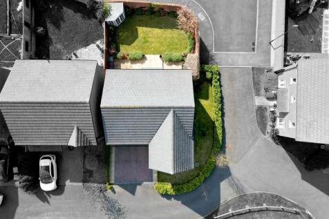 Aerial- bw.jpg