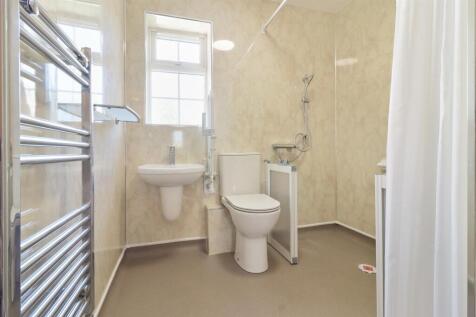 Wet Shower Room