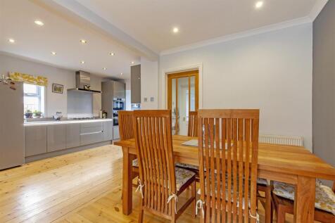 Open Plan living/dining/kitchen