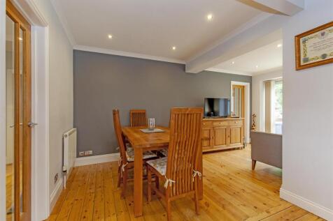 Open Plan living/dining/kitchen