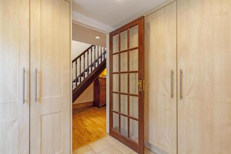 Pantry-1.jpg