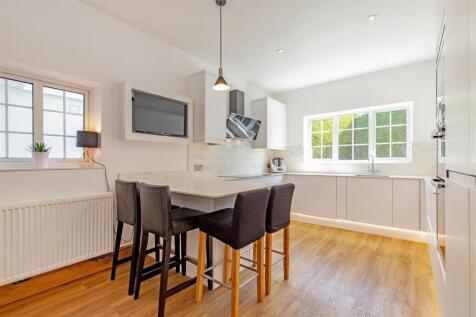 Kitchen-1.jpg