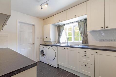 Utility Room-1.jpg