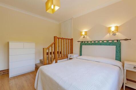 Bedroom 2-2.jpg