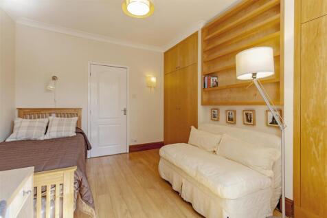 Bedroom 3-2.jpg