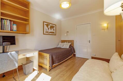 Bedroom 3-3.jpg