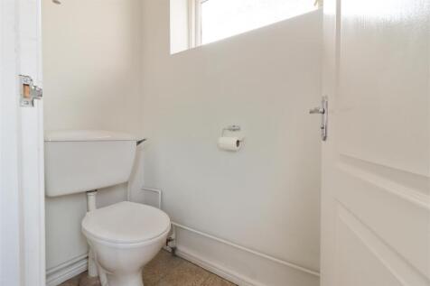 Cloakroom/WC
