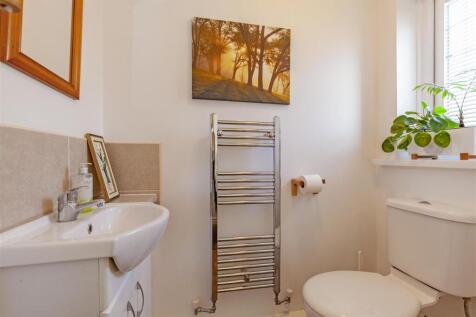 Cloakroom/WC