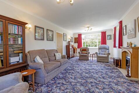 Reception Room-3.jpg
