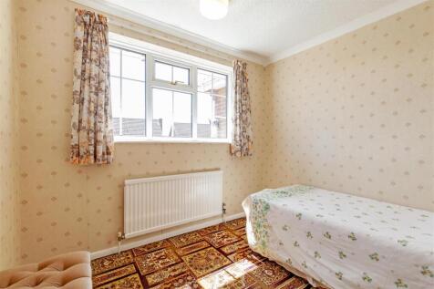 Bedroom 4-1.jpg