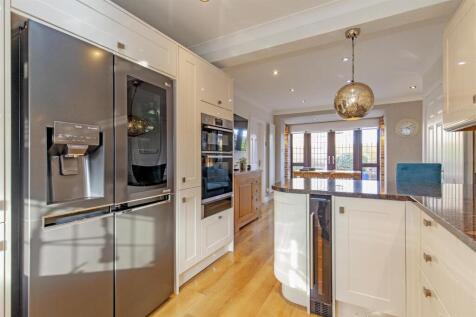 Kitchen-7.jpg