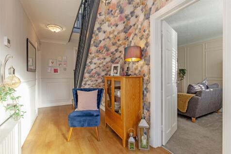 Entrance Hall-1.jpg