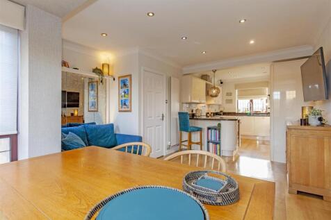 Kitchen-4.jpg