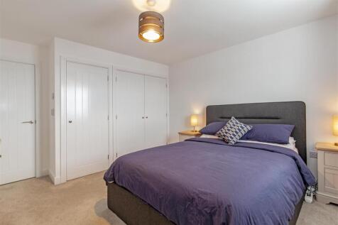 Principal Double Bedroom