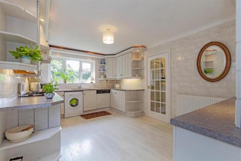 Kitchen-1.jpg