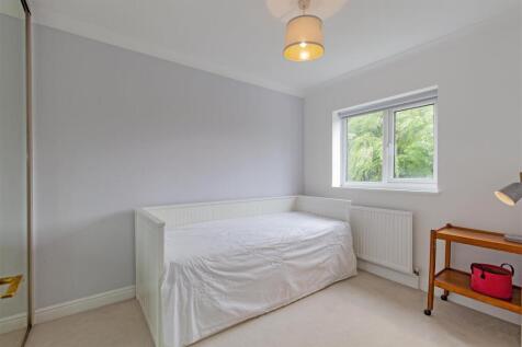 Bedroom 3-5.jpg