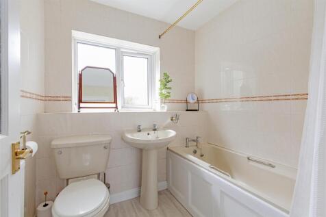 Bathroom-1.jpg