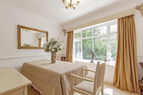 Dining Room-1.jpg