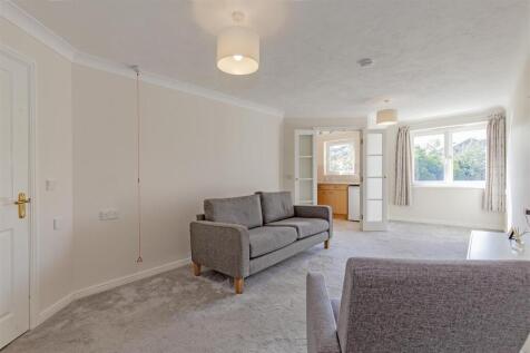 Reception Room-2.jpg