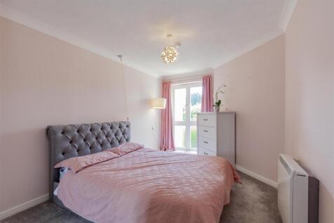 Bedroom-1.jpg