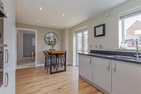 Stunning Breakfast Kitchen