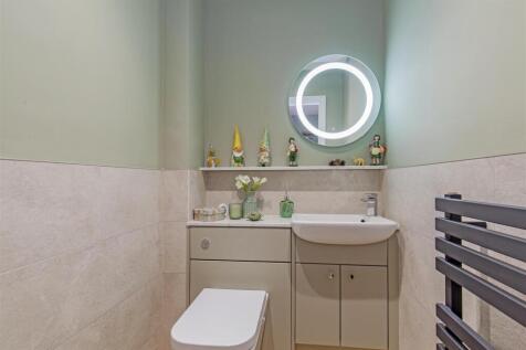 Cloakroom-1.jpg