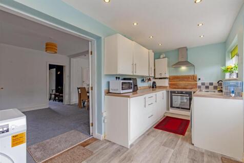 Kitchen-2.jpg