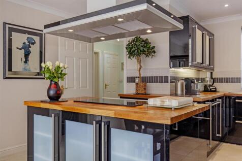 Kitchen-6.jpg