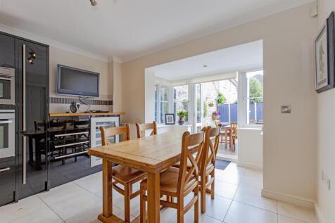 Kitchen-2.jpg