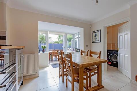 Kitchen-3.jpg