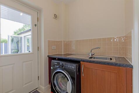 Utility Room-1.jpg