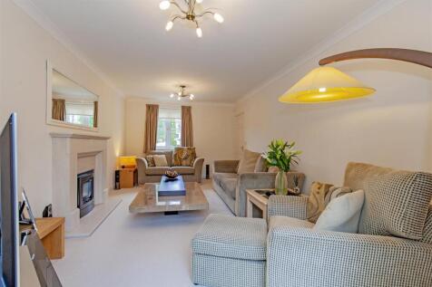 Reception Room-2.jpg