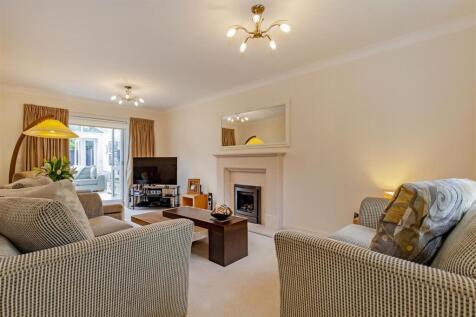 Reception Room-1.jpg
