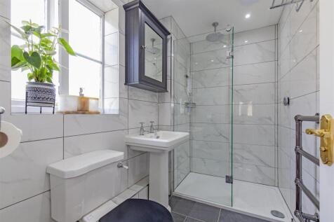 En Suite-1.jpg