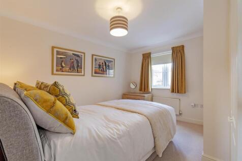 Bedroom 2-1.jpg