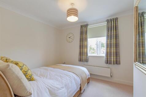 Bedroom 3-1.jpg
