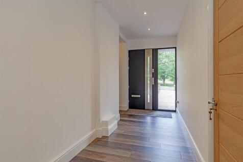 Entrance Hall-3.jpg