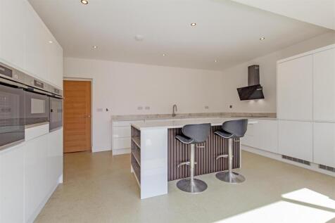 Kitchen-3.jpg