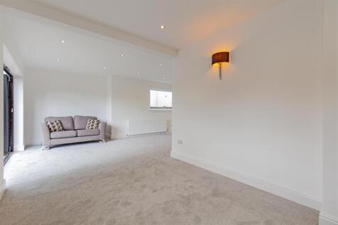 Reception Room-1.jpg